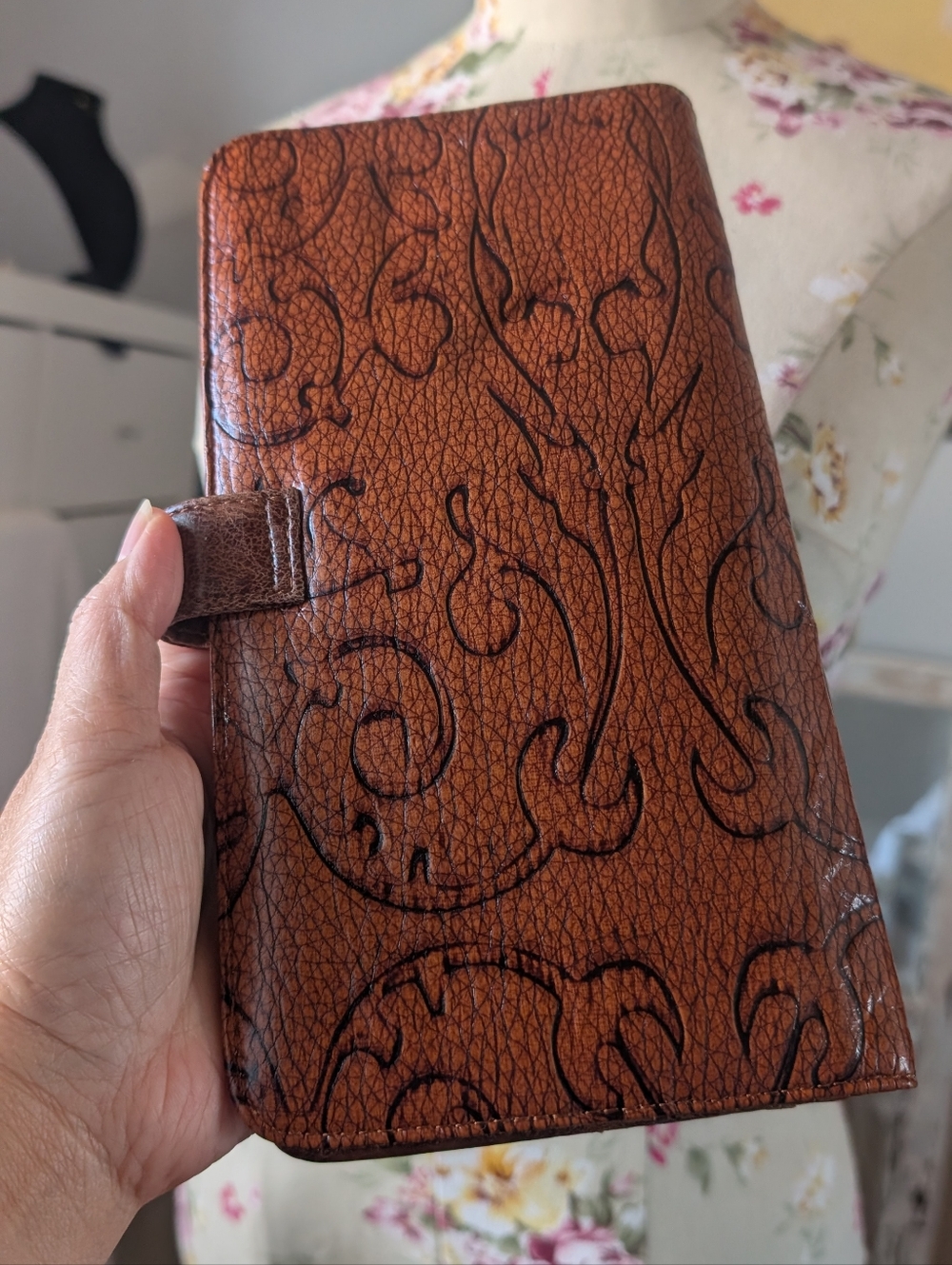 JOANEL Brown Leather Embossed Wallet Clutch - Picture 3 of 6